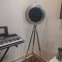 ساعت ایستاده
