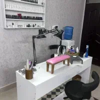 میز ناخن و استند لاک