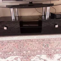 میز تلویزیون شیشه ای