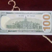 بازاریاب تلفنی با گوشی