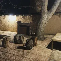 اجاره ویلایی سنتی در مرکز شهمیرزاد سمنان|اجارهٔ کوتاهمدت ویلا و باغ|شهمیرزاد, |دیوار