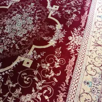 یه دونه فرش زرشکی کم کار کرده بدونه پارگی