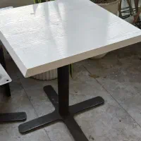 میز رستورانی نظری