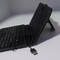 استند و کیبورد تبلت