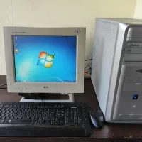 کامپیوتر ۲هسته رم ۳ ddr2 هارد ۱۶۰ گرافیک ۵۱۲