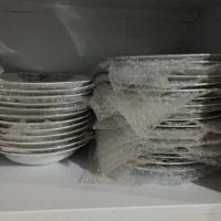 ظرف چینی نواستفاده نشده|ظروف سرو و پذیرایی|گالیکش, |دیوار