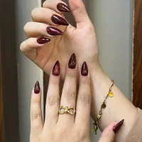 کاشت ناخون ظریف با ژل وقالب ب روش روسی