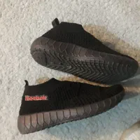 دو جفت کفش کودک سه ساله|کفش و لباس بچه|دامغان, |دیوار