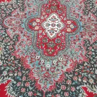 دوعدد فرش ودو عدد روفرشی در حد نو