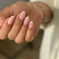 خدمات و آموزش تخصصی ناخن