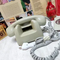 تلفن کلکسیونی سوئدی اریکسون|تلفن رومیزی|تهران, فلسطین (میدان انقلاب)|دیوار