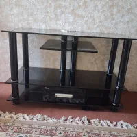 میز تلویزیون شیشه ای