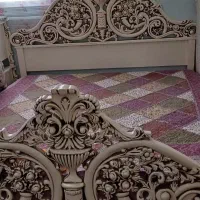 تخت همراه تشک و دو پاتختی
