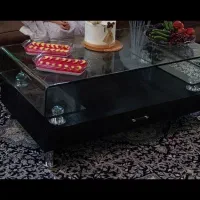 یک عدد میز وسط و۳ عدد میز عسلی