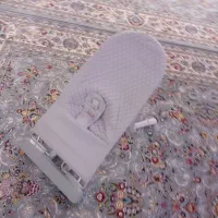 گهواره نوزاد دخترانه