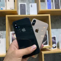 ایفون xs