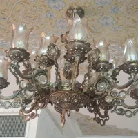لوستر ۱۶ شاخه