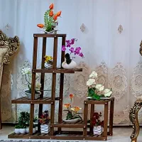 استند با گلدان خارجی