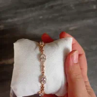 دستبند رنگ ثابت با جعبه کادو
