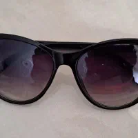عینک آفتابی و بند عینک