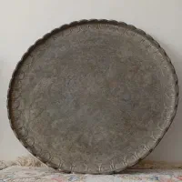 مجمع مسی بزرگ با قطر ۷۰سانت با وزن پنج کیلو