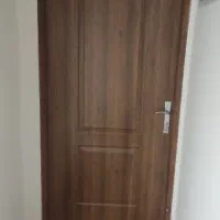 درب چوبی اتاقی و سرویسی مستقیم از کارگاه