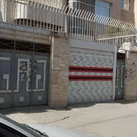 خانه ویلایی ۲۱۰ متری ۵ خوابه جوادیه
