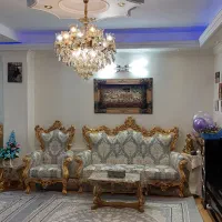 لوستر ۱۲ شاخه سالم و مرتب