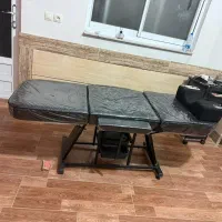 تخت مژه و صندلی