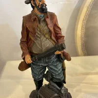 مجسمه|مجسمه، تندیس، ماکت|گنبد کاووس, |دیوار