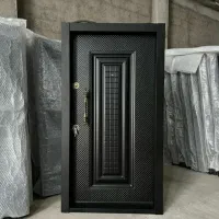 پخش مرکزی درب ضد سرقت ، داخلی بابازاده در اتاق فلز