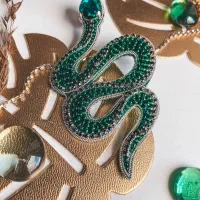 مناسب ترین دوره اموزش جواهر دوزی و منجوق دوزی