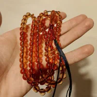 تسبیح سندلوس عسلی|کلکسیون اشیاء عتیقه|پاوه, |دیوار