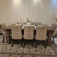 میز نهارخوری ۸نفره کاملا سالم در حد نو