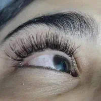 کاشت اکستنشن مژه رایگان