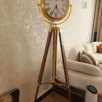 ساعت ایستاده