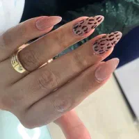 کاشت ناخن