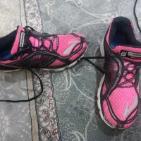 کتونی اورجینال BROOKS سایز ۴۱