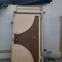 درب حیاط سنگین