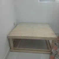 کرسی چوبی و لحاف کرسی به همراه بخاری برقی