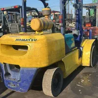 نمایشگاه لیفتراک زارع