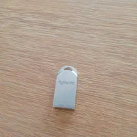 فلش ۱۶کیگ|قطعات و لوازم جانبی رایانه|بندر انزلی, معلم|دیوار