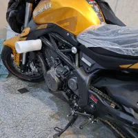 بنلی۲۵۰ دوسیلندر خشک طلایی