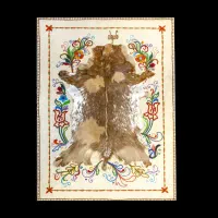 قالیچه نمد گلدوزی شده با پوست بز