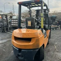 فروش انواع لیفتراک وارداتی و انبارداری