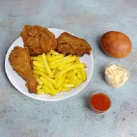 سوخاری / پیتزا زن ( آشپز اقا)