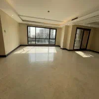 ۱۸۰متر طبقه۴ غرق نور