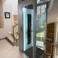 استخدام فروشنده تلفنی خانم