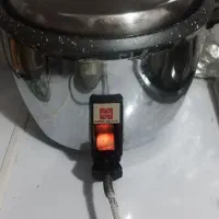 فروش ویژه چند تا وسیله برقی نو ودر حد نو|اجاق گاز و لوازم برقی پخت‌وپز|شاهین‌شهر, شهرک گلدیس|دیوار