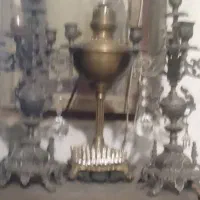 همه اینها به فروش می‌رسد